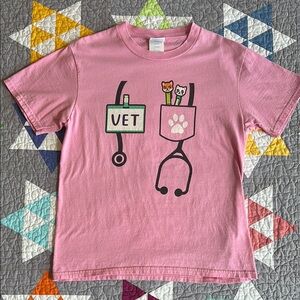 Pink Vet Graphic T-Shirt for Career Day